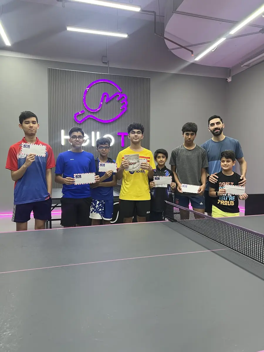 Award ceremony at HelloTT with medal winners
